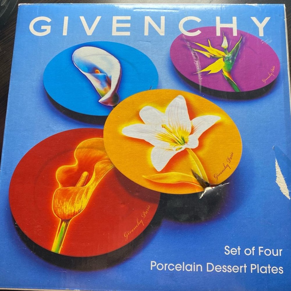 Never-Used Vintage Porcelain Givenchy Dessert Plate Set